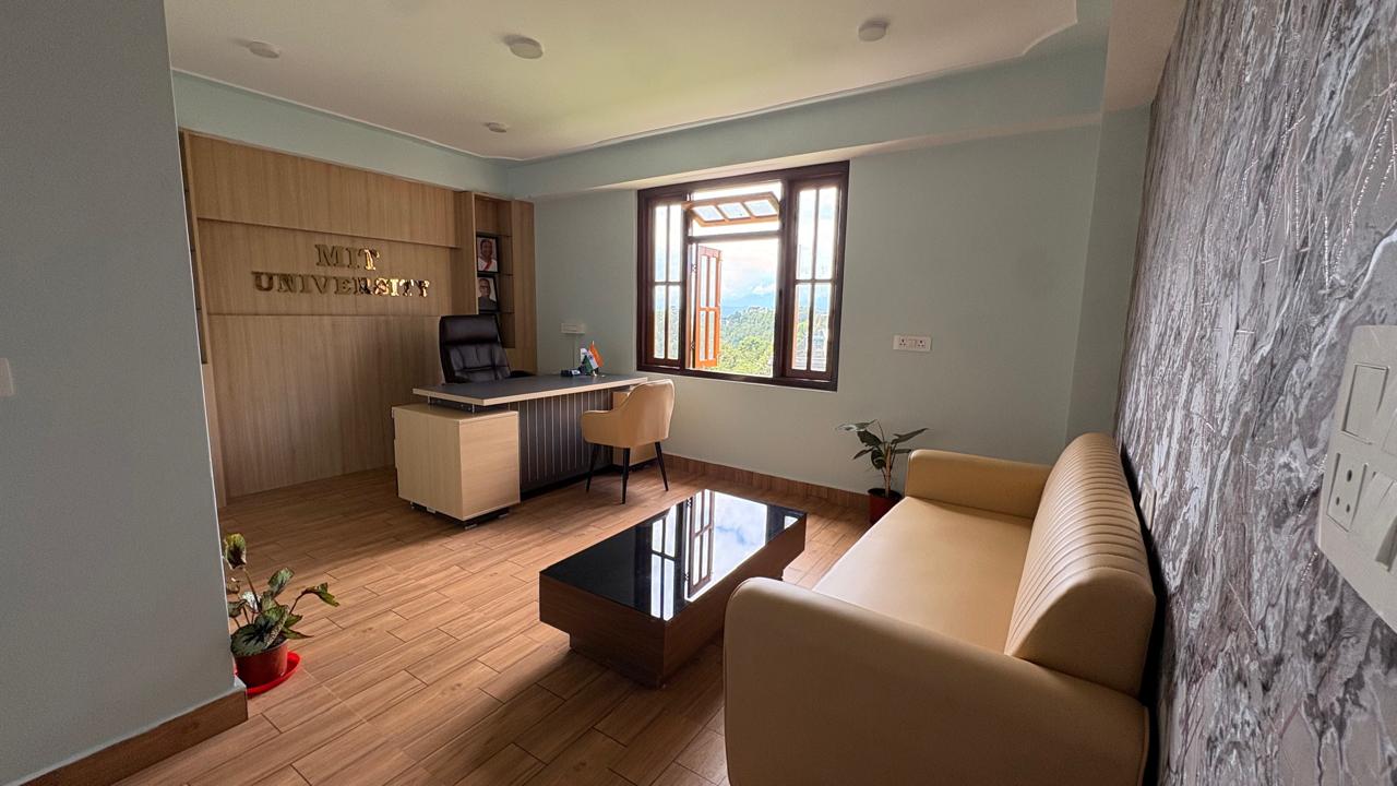 Vice Chancellor office and meeting space